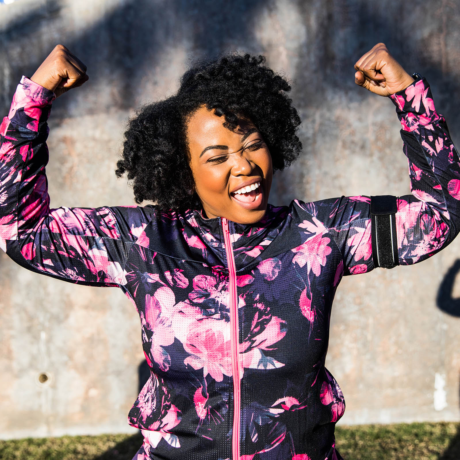 Funny portrait of a young black curvy woman during a training session